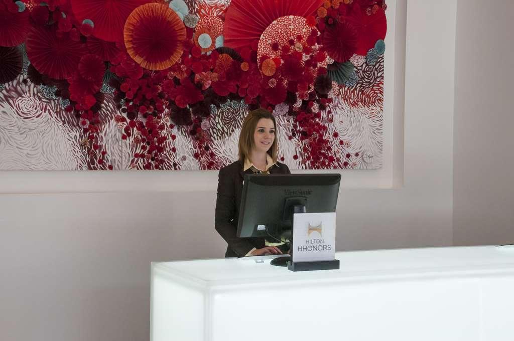 Homewood Suites- Denver Downtown Convention Center Интерьер фото